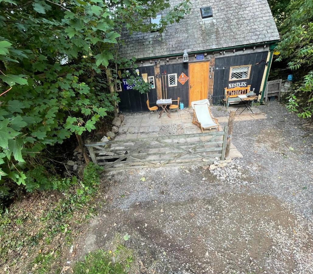 Apartment Remarkable Boultons Barn With Hot Tub *